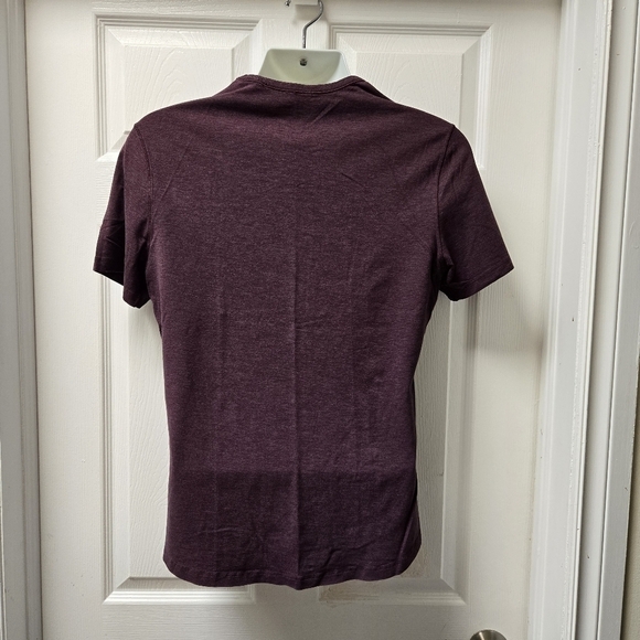 Lululemon 5 Year Basic Tee Heathered Cassis - Picture 4 of 5
